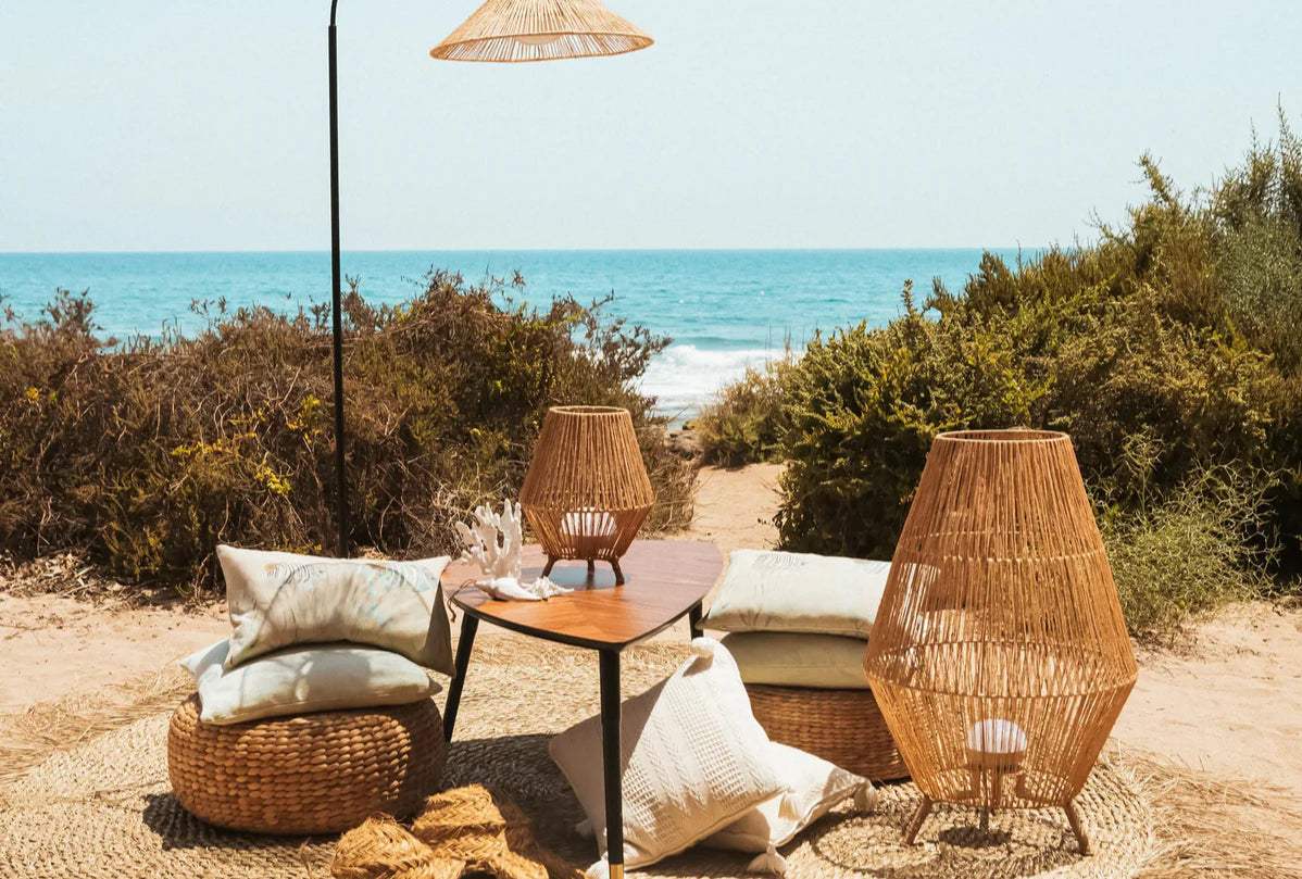 Outdoor Lighting & Lamps