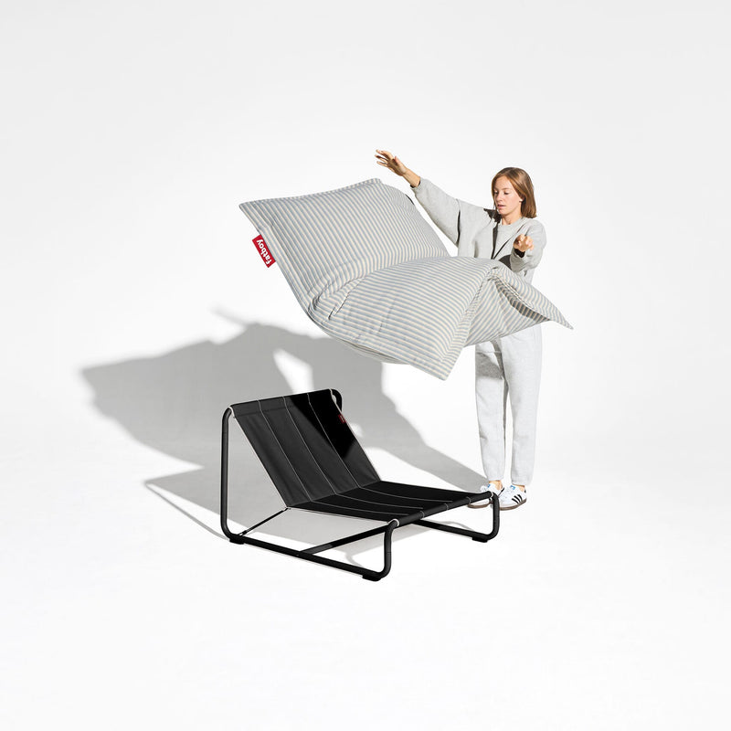 Beanbase gives your bean bag a new role as a stylish lounge chair.