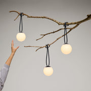 Bolleke Mini set offers three dimming levels and up to 24 hours of light.