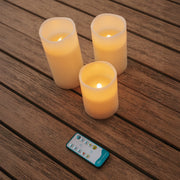 Safe, flameless ambiance in natural wa, three LED candles for refined everyday lighting moments.