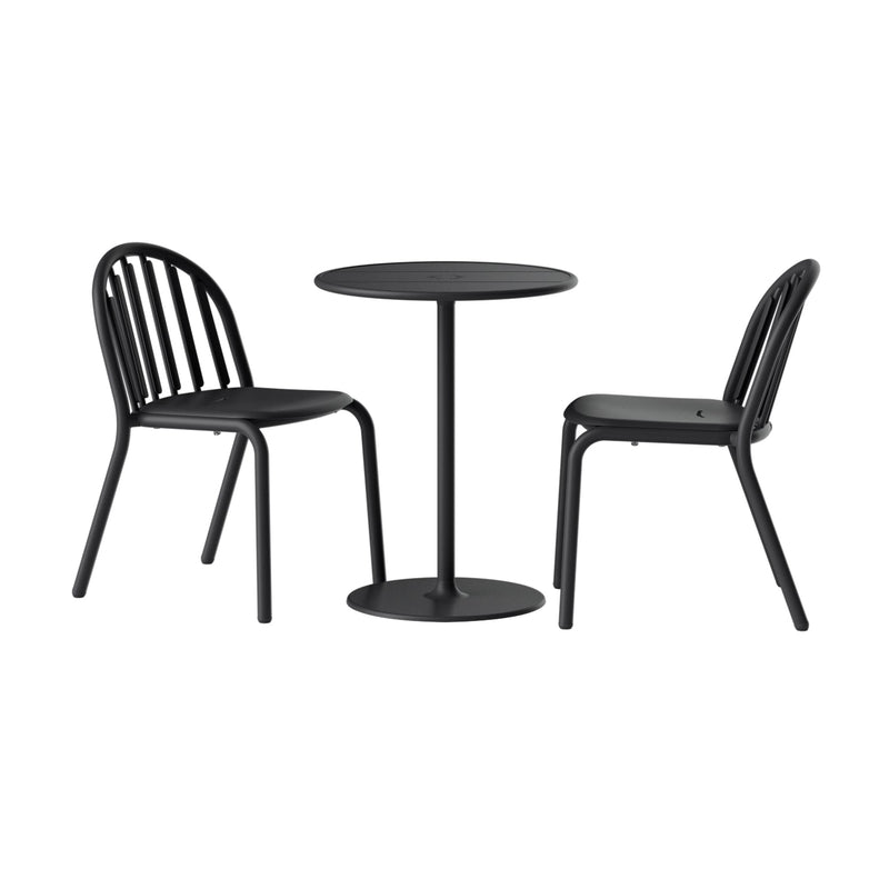 Fred's Bistro Set by Fatboy in anthracite offering a modern and stylish look with a robust table and chairs, perfect for refined outdoor dining.
