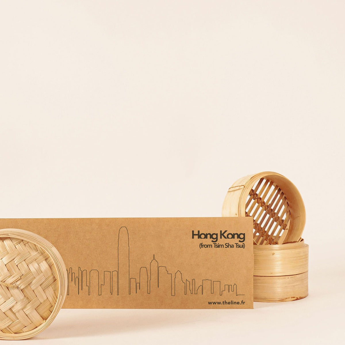 Sleek 50 cm Hong Kong Line art brings the spirit of the city to life, showcasing its architectural innovation and charm.