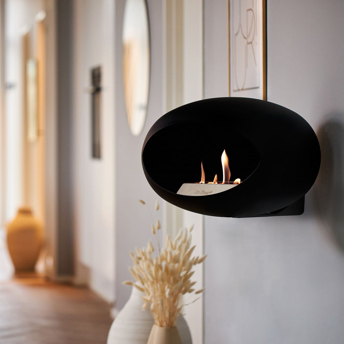 Le Feu Wall Dome &lt;br&gt;Black