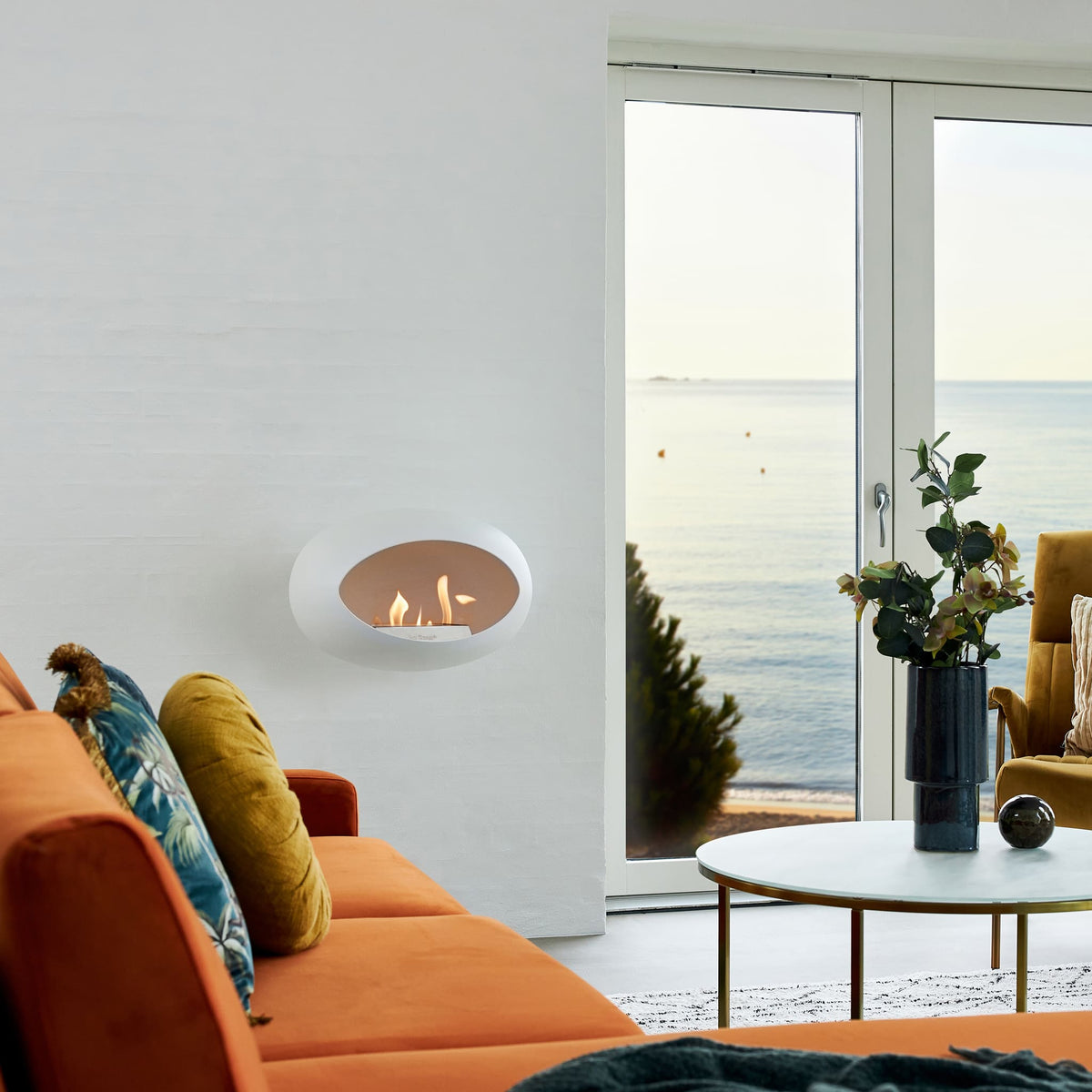 Le Feu Wall Dome &lt;br&gt;White