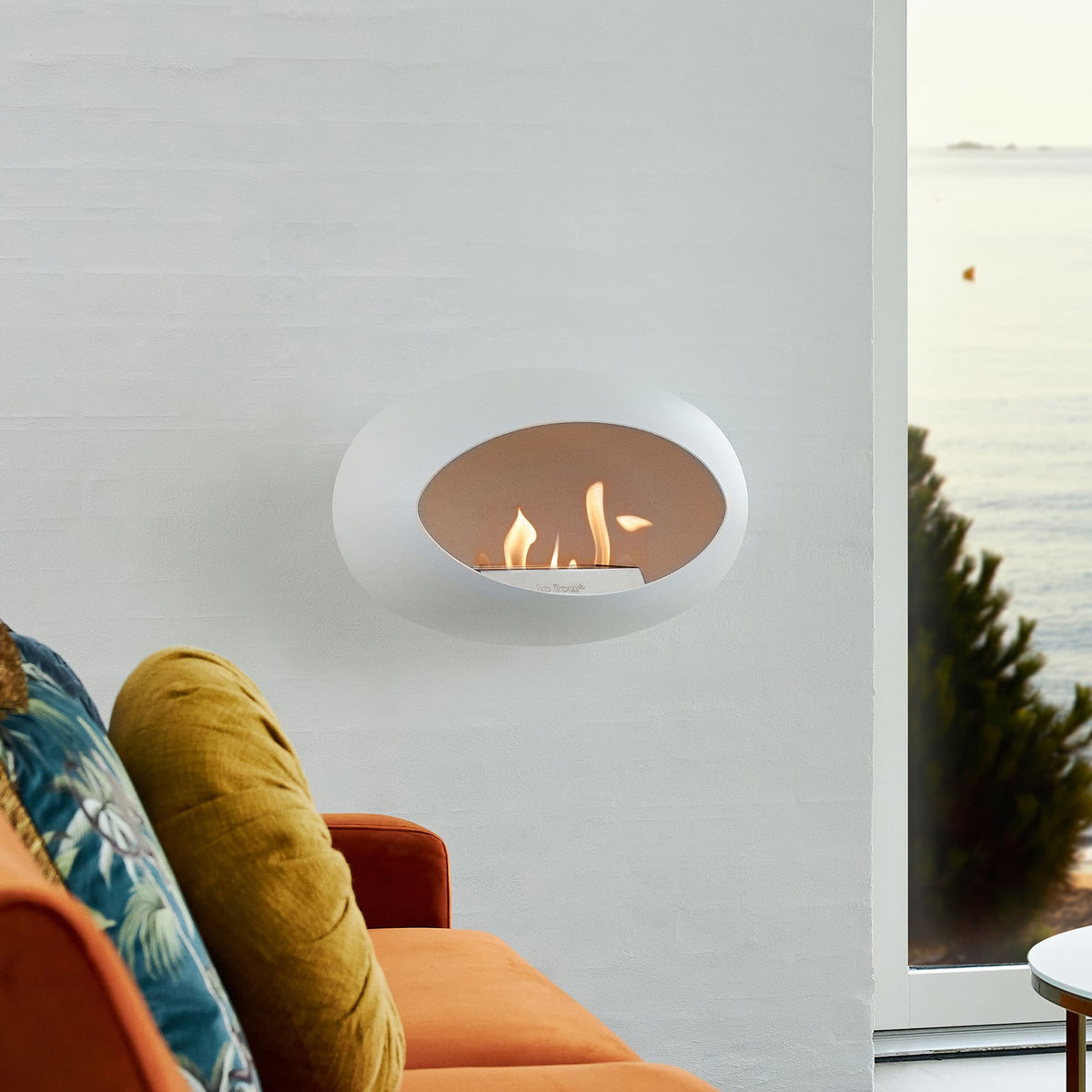Le Feu Wall Dome &lt;br&gt;White