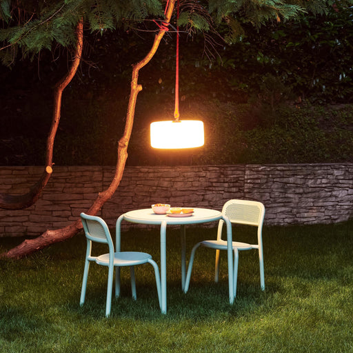 Toní Bistro Set by Fatboy featuring a sleek table and two chairs, perfect for stylish and durable outdoor dining spaces.