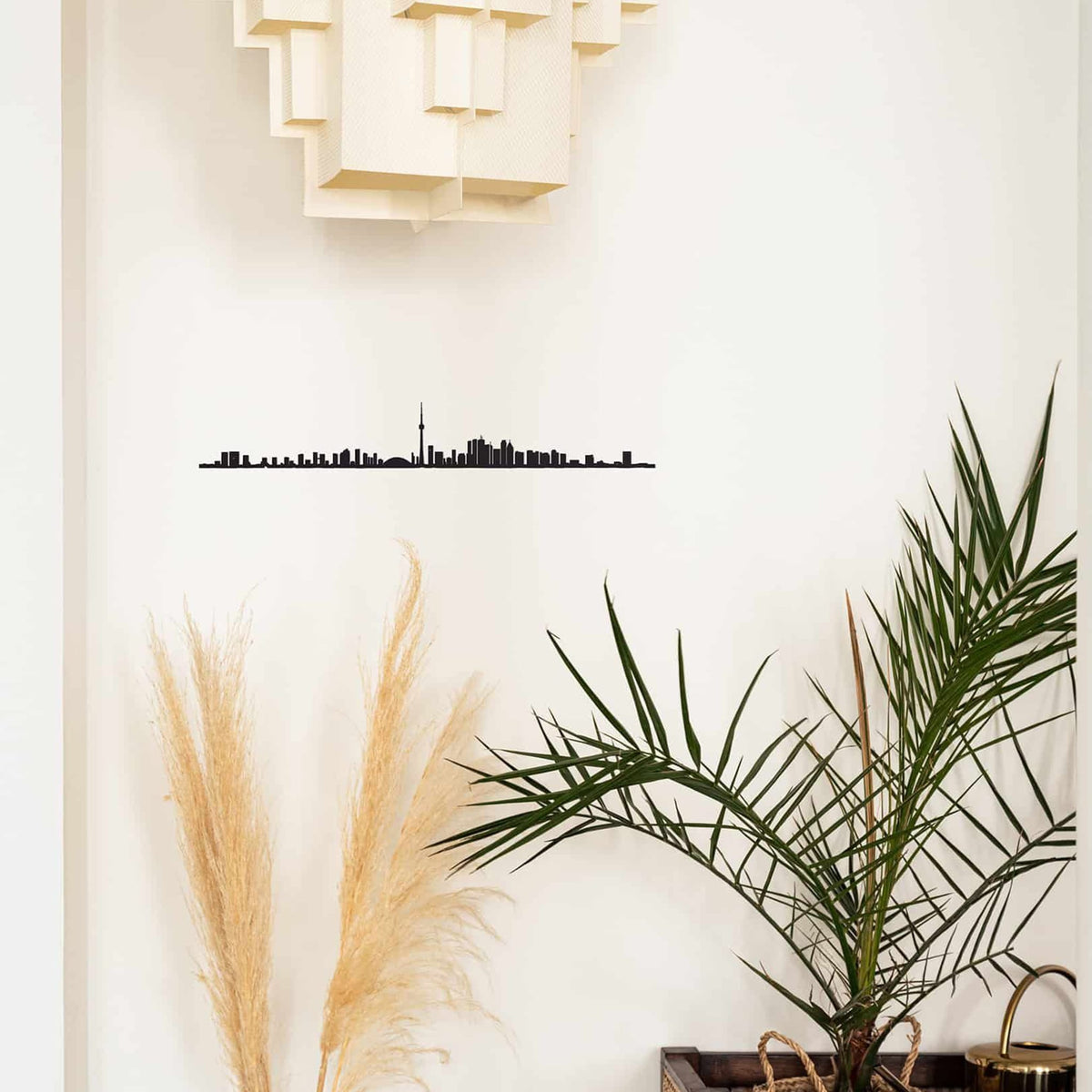 Minimalist Toronto Line showcases the skyline from Center Island, blending style with Toronto’s architectural beauty.