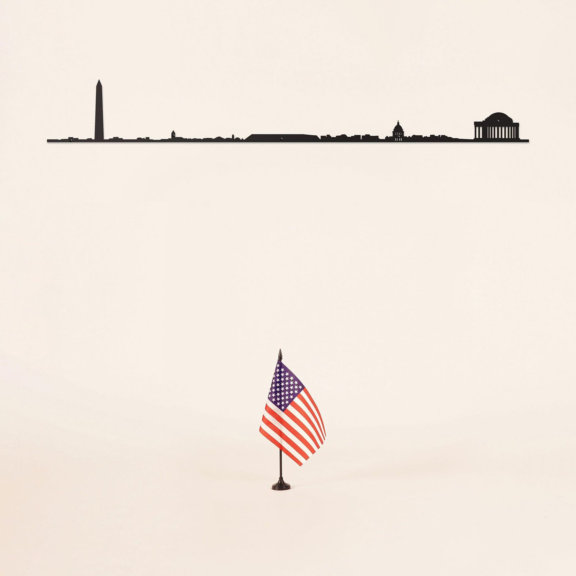 Minimalist Washington Line art highlights the architectural spirit of D.C., perfect for home or office décor.
