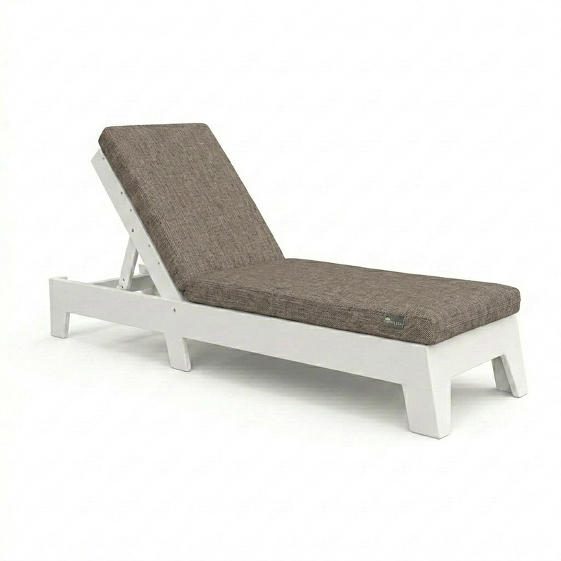 St. Clair Chaise Lounger – Premium Outdoor Chaise Lounge