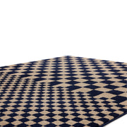 Carpet Petit Square Affair brings structure and softness underfoot.