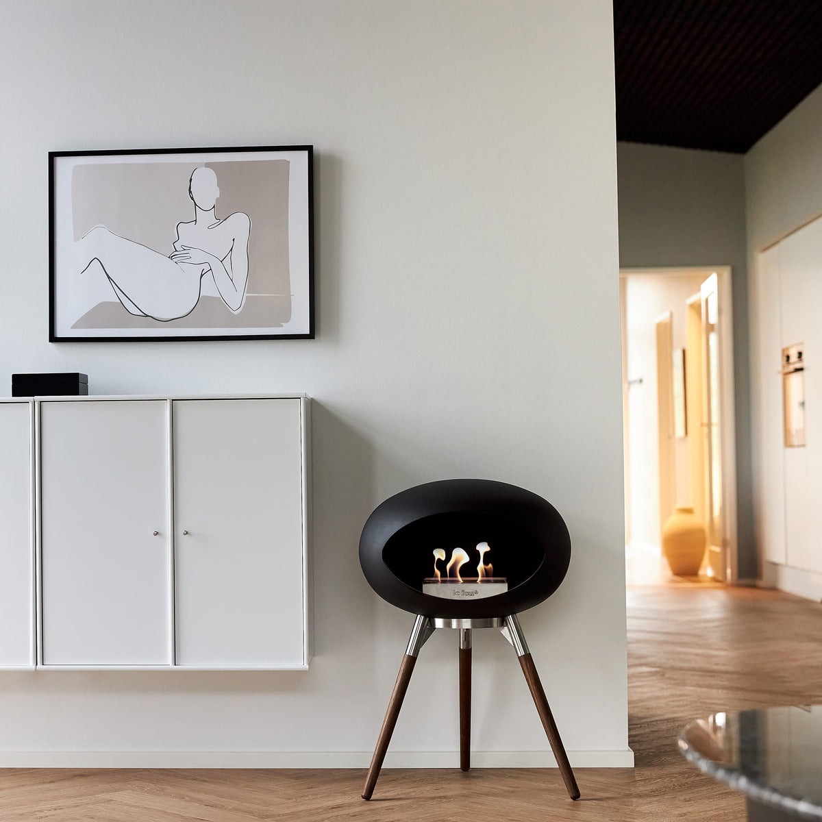 Le Feu Ground Low Dome &lt;br&gt;Black