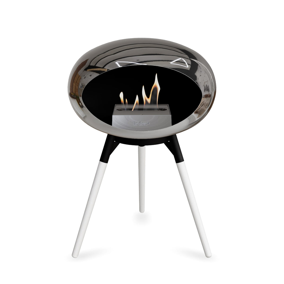 Le Feu Ground Low Dome &lt;br&gt;Chromed Silver