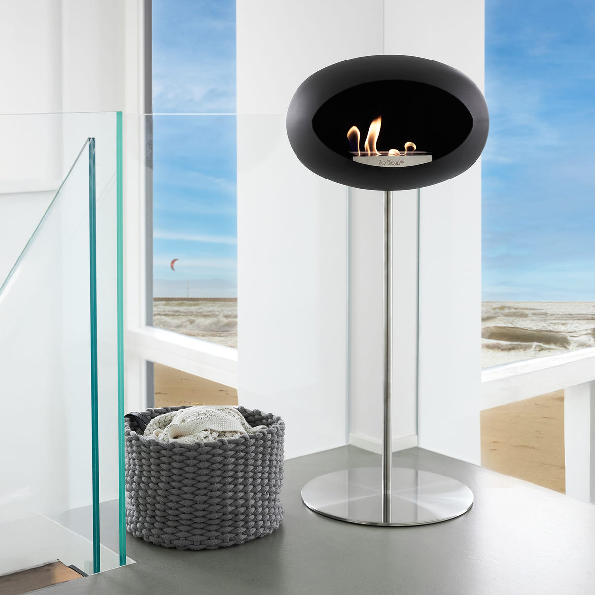 Le Feu Steel High Dome &lt;br&gt;Black